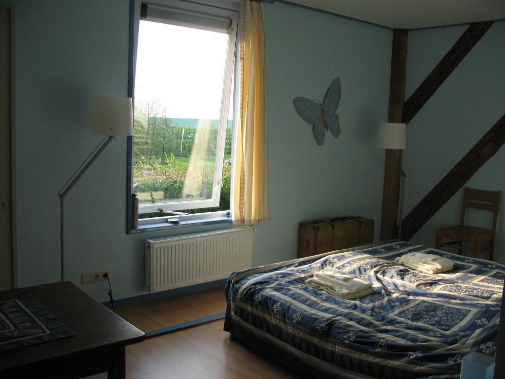 Bed En Breakfast In Het Fruit Zuidoostbeemster Room photo